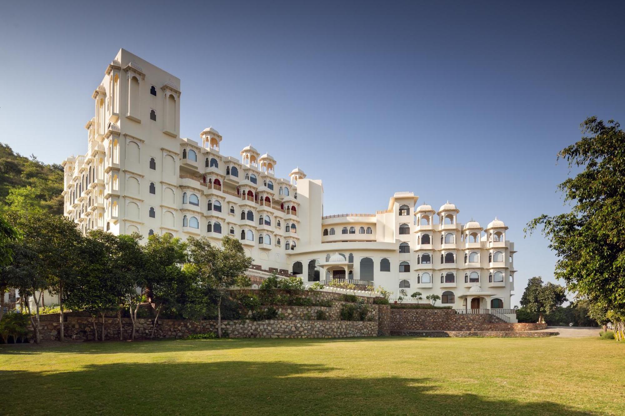 Bhairavgarh Palace أُودايبور المظهر الخارجي الصورة
