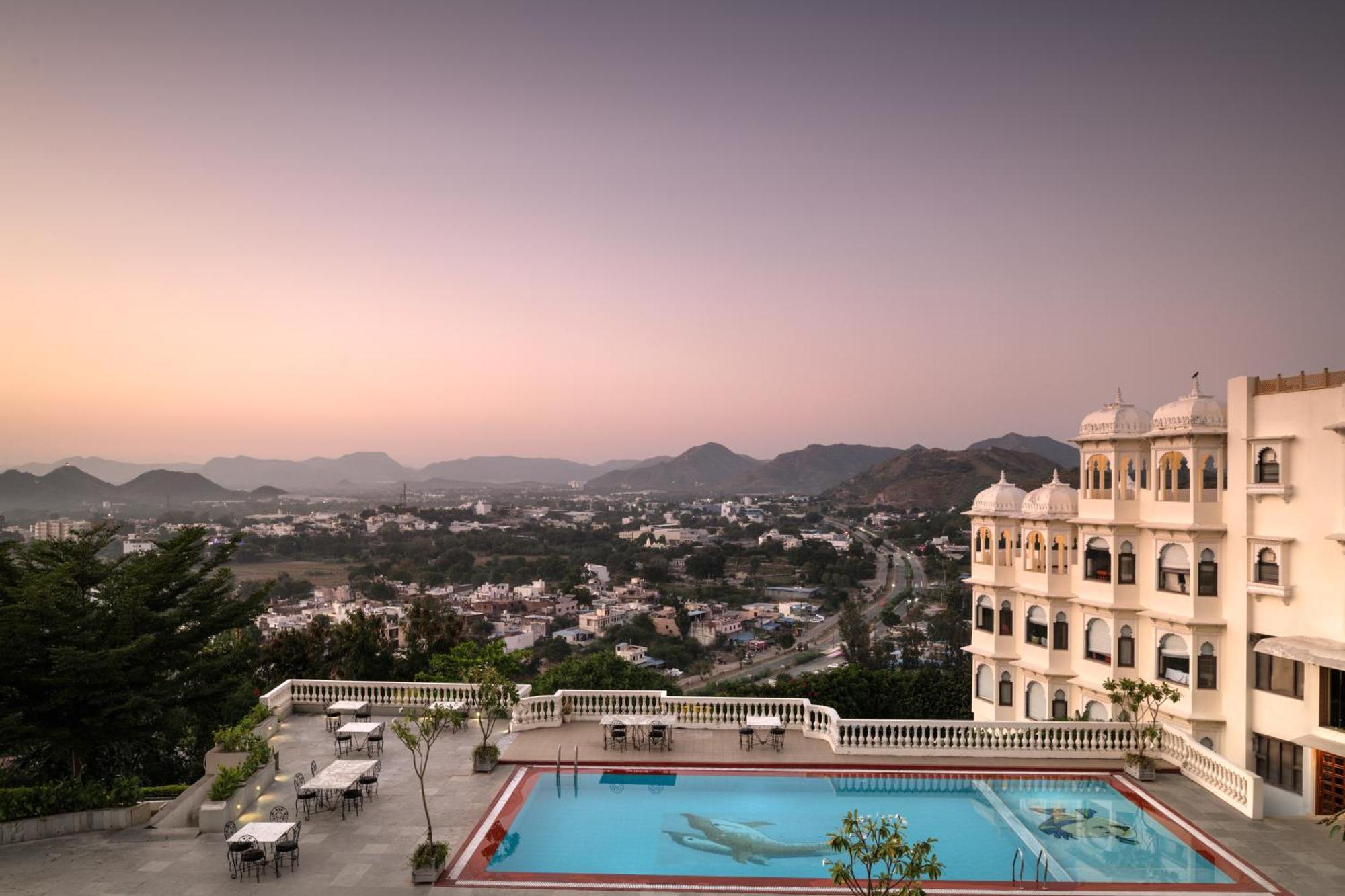 Bhairavgarh Palace أُودايبور المظهر الخارجي الصورة