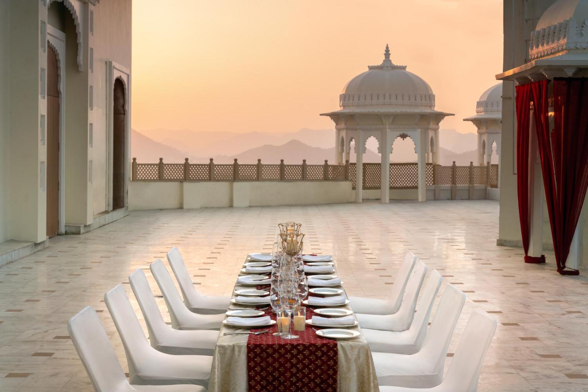 Bhairavgarh Palace أُودايبور المظهر الخارجي الصورة